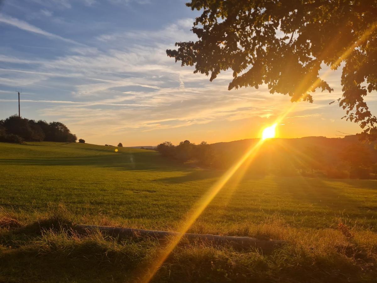 Ferienwohnung Im Wispertaunus Dickschied Esterno foto